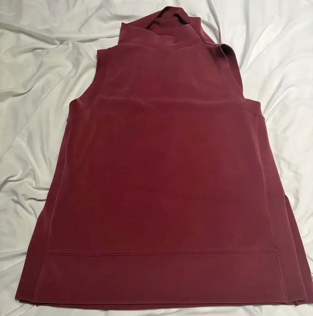 Calla Burgundy Cowl Neck Sleeveless Top and Cargo Shorts set S bottoms/M top